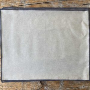 Pack de individuales <br> 45x35 cm. resinado beige gris